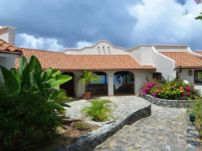 Gestalt, Steele Point Estate — 4-bedroom villa in Steele Point Estate, Tortola, BVI
