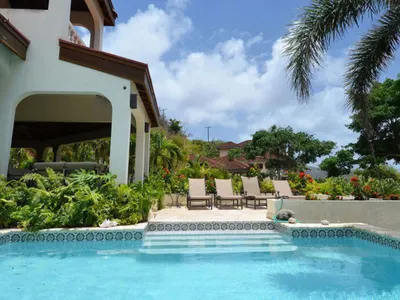 Bellamare, Mahoe Bay — 4-bedroom villa in Mahoe Bay, Virgin Gorda, BVI
