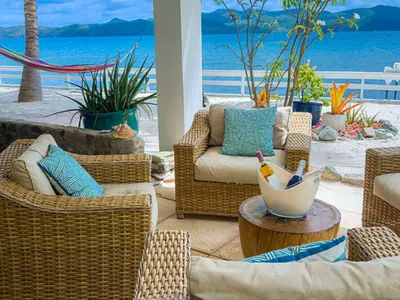 Beach Stone House — 3-bedroom villa in West End, Tortola, BVI