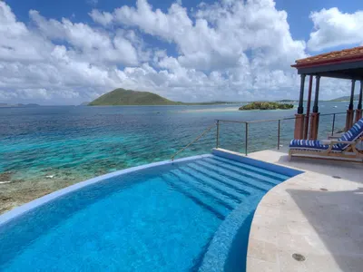 The Windward House — 4-bedroom villa in Scrub Island, BVI