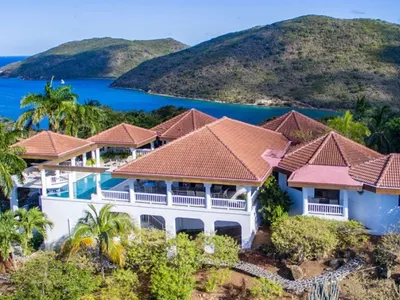Tamar, Leverick Bay — 5-bedroom villa in Leverick Bay, Virgin Gorda, BVI