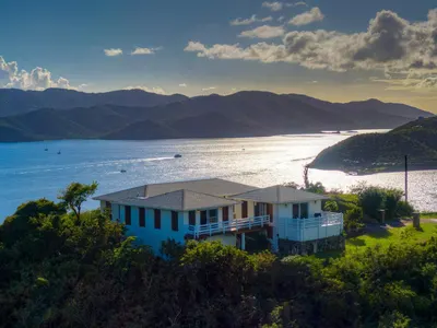 Spyglass Hill House — 3-bedroom villa in West End, Tortola, BVI