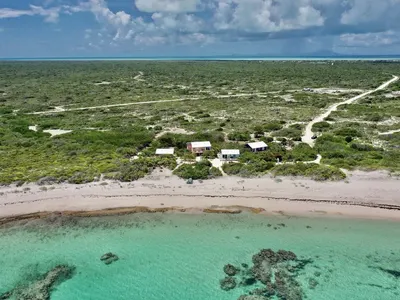 Purple Cottage — 2-bedroom villa in Loblolly Bay, Anegada, BVI