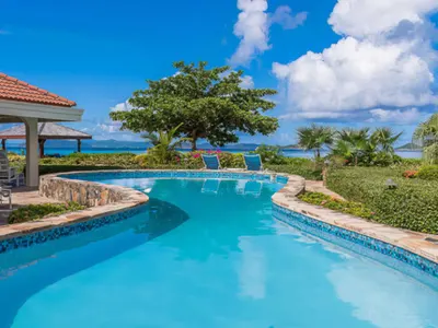 Beachcomber, Mahoe Bay — 5-bedroom villa in Mahoe Bay, Virgin Gorda, BVI