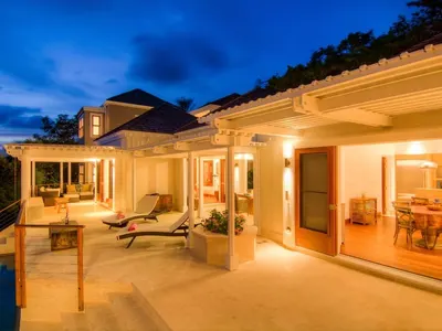 Villa Parvati — 4-bedroom villa in Little Bay, Tortola, BVI