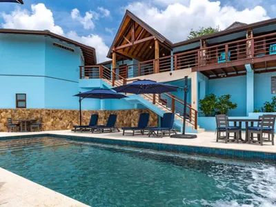 Eden Waters, Little Trunk Bay — 5-bedroom villa in Little Trunk Bay, Virgin Gorda, BVI