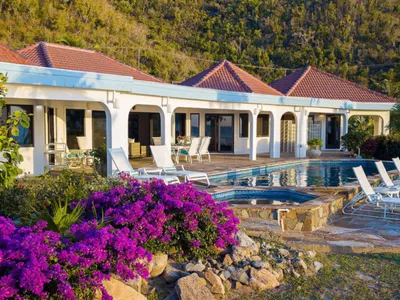 Beach Dreams, Mahoe Bay — 4-bedroom villa in Mahoe Bay, Virgin Gorda, BVI