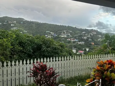 2-Bed Apartment, Huntum's Ghut — 2-bedroom villa in Huntum's Ghut, Tortola, BVI
