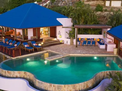 Tingalayo, West End — 6-bedroom villa in West End, Tortola, BVI