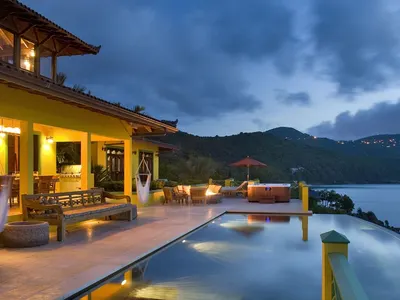 Golden Pavillion — 4-bedroom villa in Little Bay, Tortola, BVI