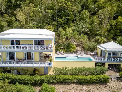 Coastin’ A-Long — 3-bedroom villa in Long Bay, Tortola, BVI